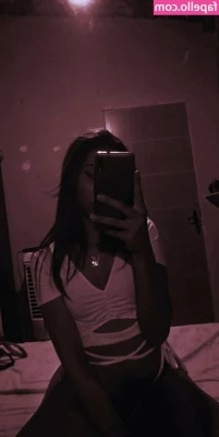 Manu putinha [ manu-putinha ] - about to play with these in your messages baby