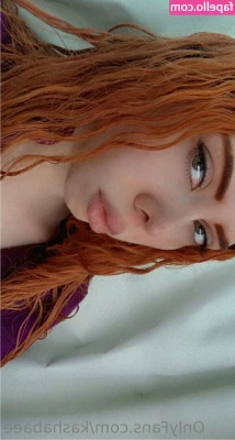 kashabaee - Look at my small but sexy butty  imagine it between your face while
