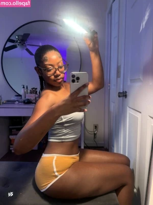 Aaliyah Monet [ aaliyah-monet ] - Who said MEOW!? Check your DM for this video bundle🙀