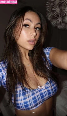 Zoe Ferguson [ zoe-ferguson ] - Have a naughty weekend