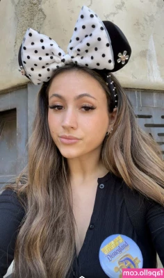 Zoe Ferguson [ zoe-ferguson ] - Went to one of those old school arcades recently, it was so much fun