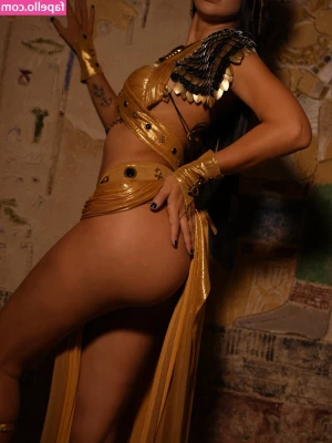 Ai Mori [ ai-mori ] - Need them subs get this body inked up