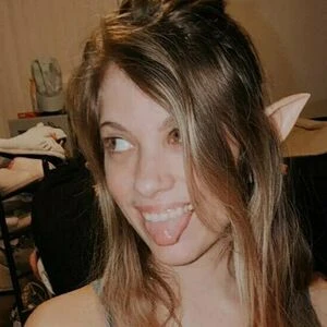 nekoscarlett18