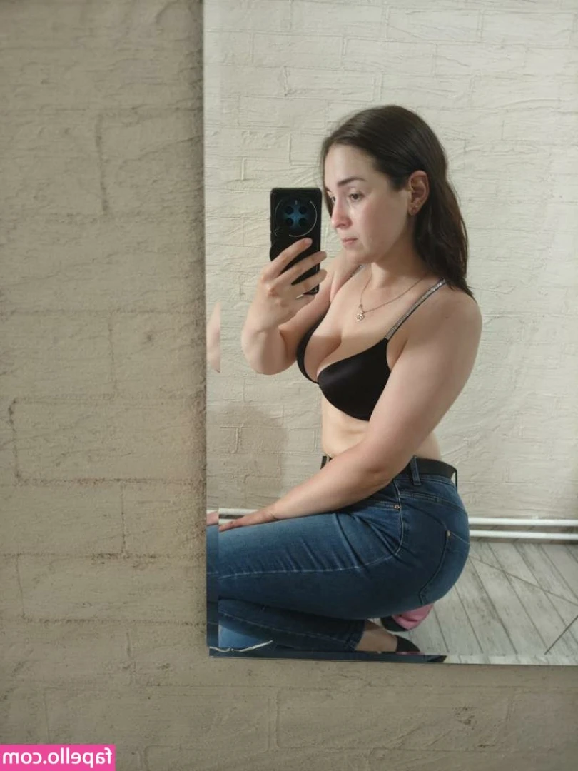 Emily Toh - Pussy!