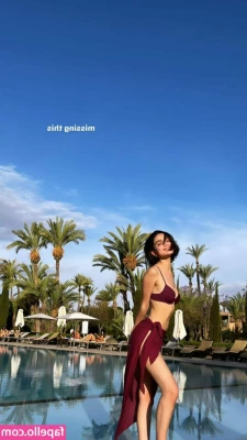 Rachel Zegler [ rachel-zegler ] - Squish my titty and call me pretty? 🥰🥺❤️ x x x