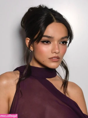 Rachel Zegler [ rachel-zegler ] - Insider Content Set