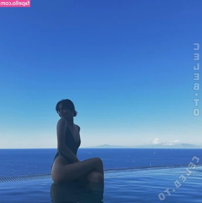 Rachel Zegler [ rachel-zegler ] - Preparándome para culiarte 😳😳😳