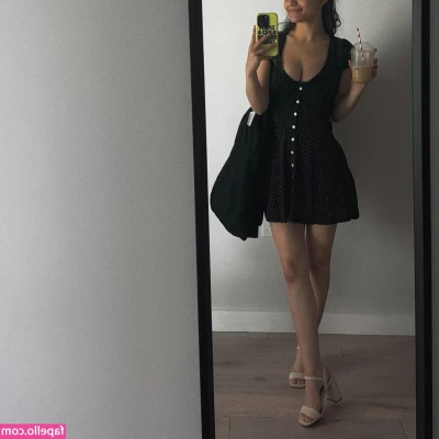 Rachel Zegler [ rachel-zegler ] - I’m really curious, where did ya'll find my profile?💖