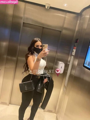 Thalita Araujo [ thalita-araujo ] - Black Friday Sale going on all day TODAY!!! DM me for my naughty