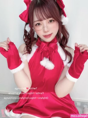 Rizunya [ rizuna ] - I m lounging around the house in nothing but this shirt feel like I