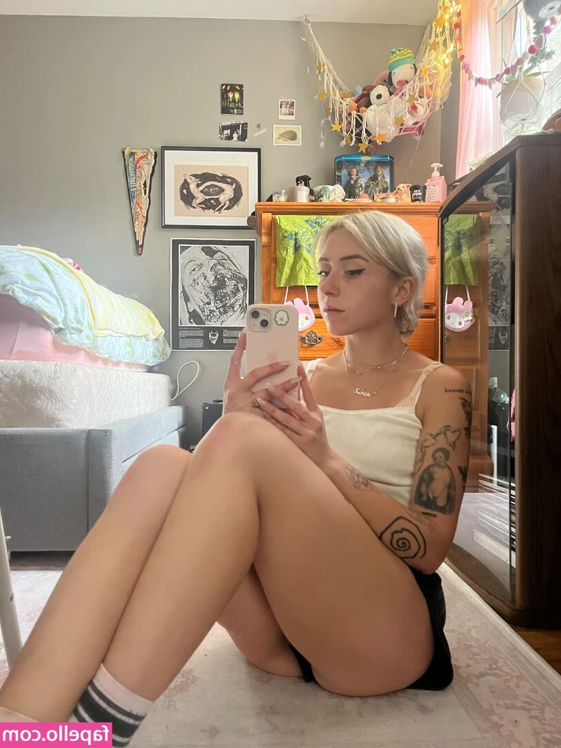 Mkultramilf - How long do you think you will last inside of me?