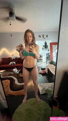 Kisha.zo [ kisha-zo ] - wakey wakey...its titty tuesday , cum spoil these babies 🍈 🤪