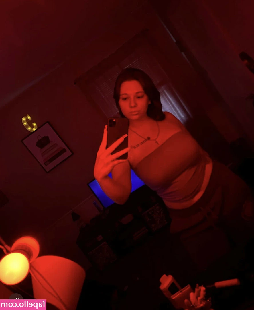 Caiidenn - Feeling sexy and ready to tease  Sintiéndome sexy y lista para
