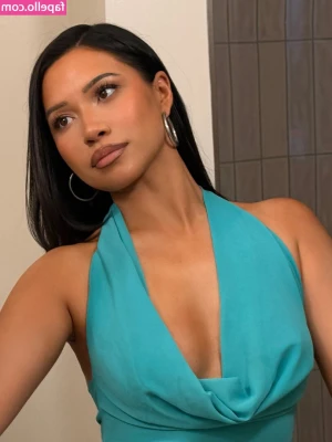 Julia Kelly [ julia-kelly-1 ] - Picture me slobbing all over that big dick. Slide in my DM ;)