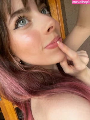 Laurakatsz - HAPPY 25 DAYS OF KAY! going to be treating you real well leading up