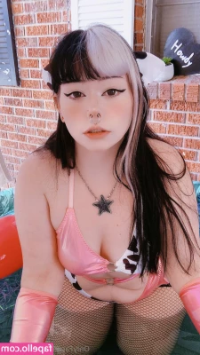 babi.g0r3 [ babi-g0r3-1 ] - Just some peeks from up under my   of my pretty little shaved   with