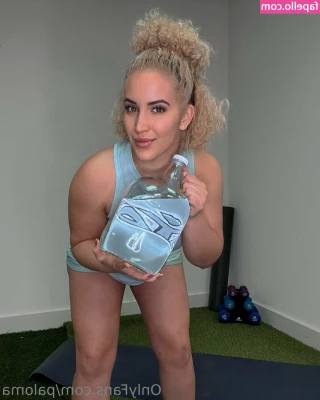 Paloma - How do a 6 2  187cm  bounce