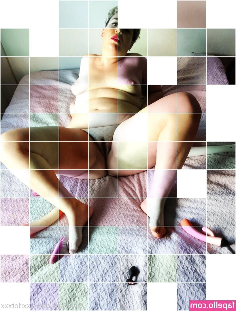 xxxriotxxx - FO桐學獨家活動_6月   幫桐桐挑成人展的衣服  