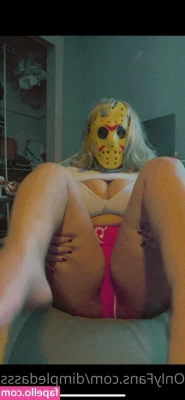 dimpledasssassin - see me taking off my clothes