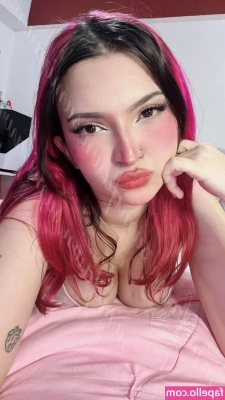 Lilcutiecherie - <i can="" finally="" do="" the="" backing="" livestream="" and=""