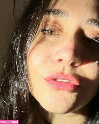 Alessandra Negrini [ alessandra-negrini ] - Admiren esta cicatriz conmigo