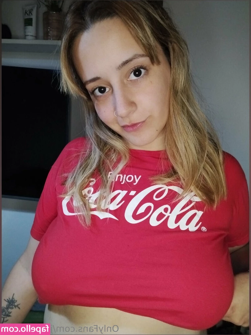 jaz_laurenn [ jaz-laurenn ] - This Cow wants to be fucked  plugged and throat fucked