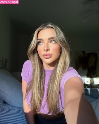 Kendall Vertes [ kendall-vertes ] - Squish my titty and call me pretty? 🥰🥺❤️ x x x