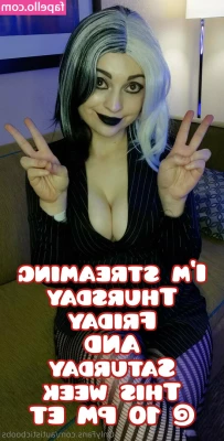 autisticboobs - Que les está pareciendo el set? 💜✨