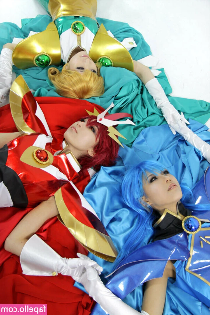 Spiral Cats Cosplay [ spiral-cats-cosplay ] - Public announcement hahahaha I ve been the only person running my