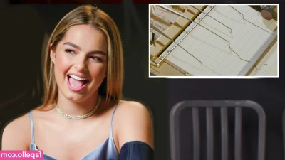 Addison Rae [ addison-rae-2 ] - [vid] flashing in the car