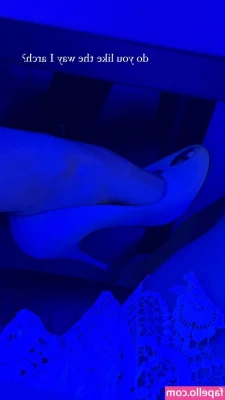 Addison Rae [ addison-rae-2 ] - I like you down there
