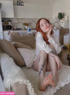 denlyasha - Lazy Sunday means relaxing, watching porn, jerking off, and blowing a