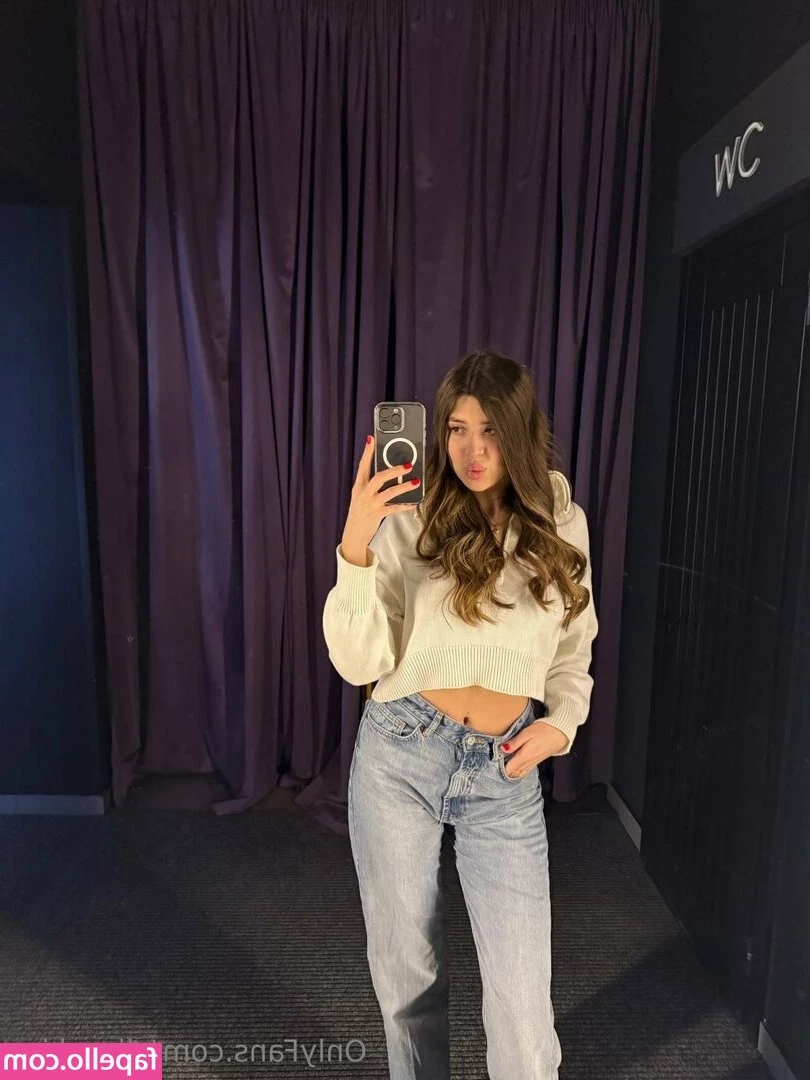 alina_kiss [ alina-kiss ] - Having fun with Serenity, drinking cocktails and taking selfies