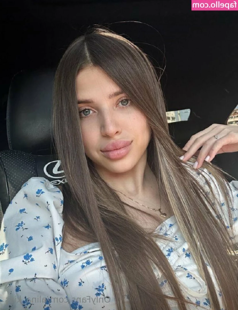 alina_kiss [ alina-kiss ] - Yes Boss, what else would you have me to do?😇😇👅