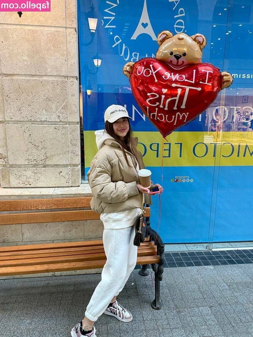 alina_kiss [ alina-kiss ] - Hello baby  I invite you to get to know me and follow me  FREE FREE