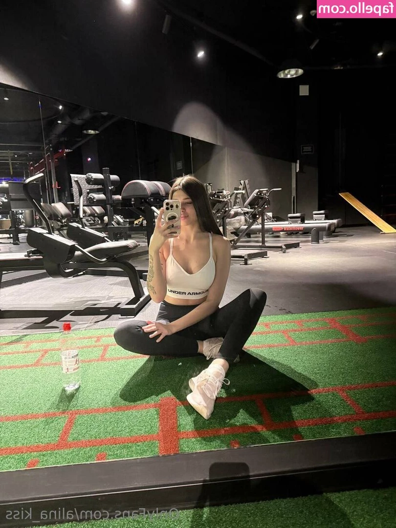 alina_kiss [ alina-kiss ] - Happy Monday fans  Heres something to brighten your day - 12 pics set