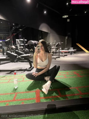 alina_kiss [ alina-kiss ] - Happy Monday fans  Heres something to brighten your day - 12 pics set