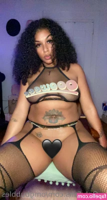 omgbubbles - Happy Hump Day Boys    In honor of the midweek hump  here is a video