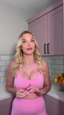 Helen Flanagan [ helen-flanagan ] - 💗✨ Let me put on a show for you ✨💗