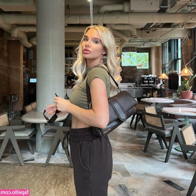 Helen Flanagan [ helen-flanagan ] - I hadn t nutted in three days so I had to drain my balls urgently