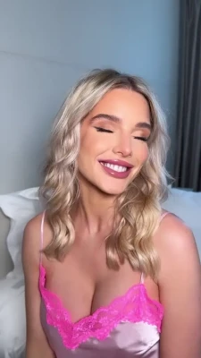 Helen Flanagan [ helen-flanagan ] - Everything is better in 4k