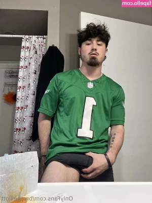 bryceelliott - I think natural nudes inspire me more than my done up ones, they make