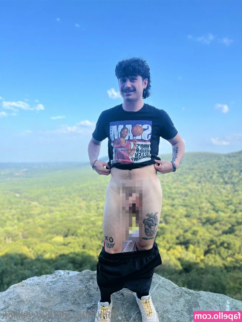 bryceelliott - Happy daddy’s day daddyyyyy buy me something nice??🥺🥺🥺🥺