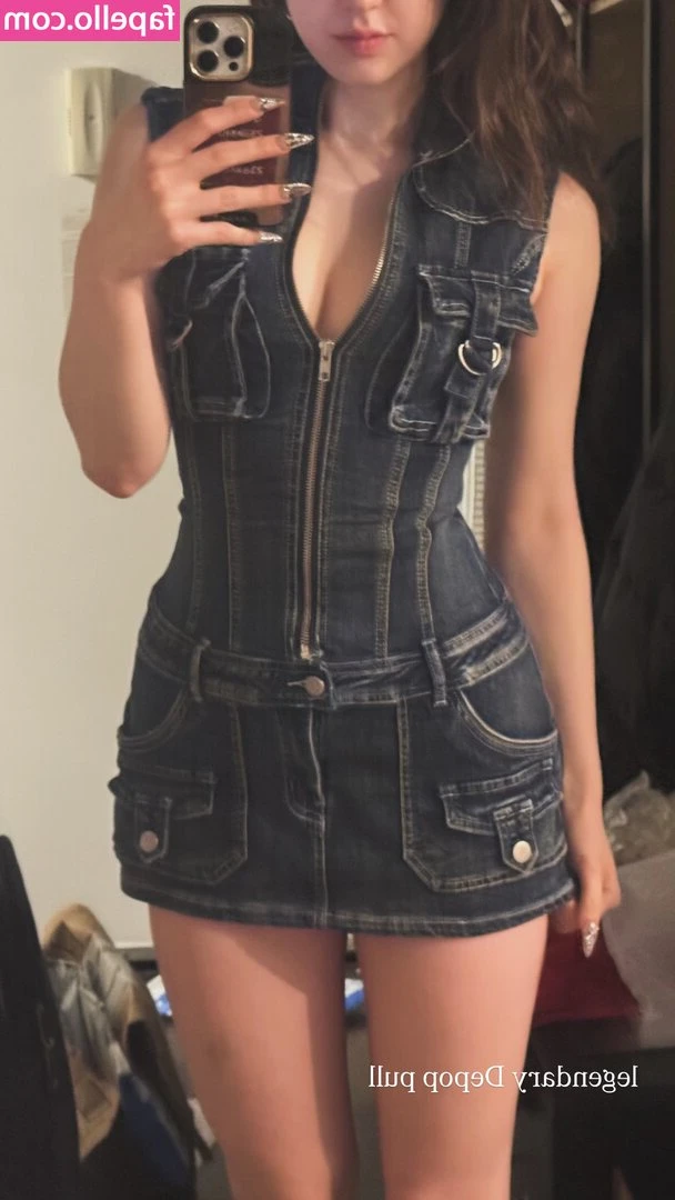 Sophie Silva [ sophie-silva ] - My weekly after shower under the clothes pics!! I love showing you
