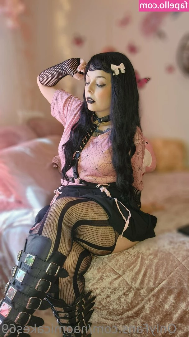 naomipeaches - Good morning   I m working out for you baby   Don t forget to give a