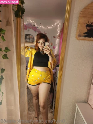 naomipeaches - I am a strong boy 🥴🤙🏽
