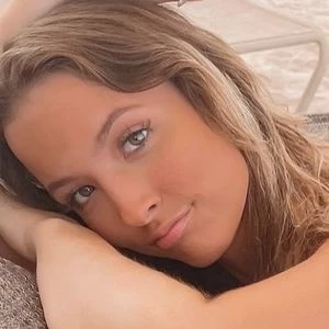 felicia-vina-vip