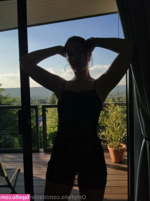 danielle_covered [ danielle-covered ] - Having a cleaning day never wear panties