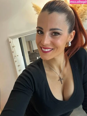 Giulia-snz [ giulia-snz-1 ] - Hola chicos de Of, les pregunto a ustedes que tematica les gustaria