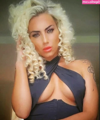 Sienna - Titties 💕